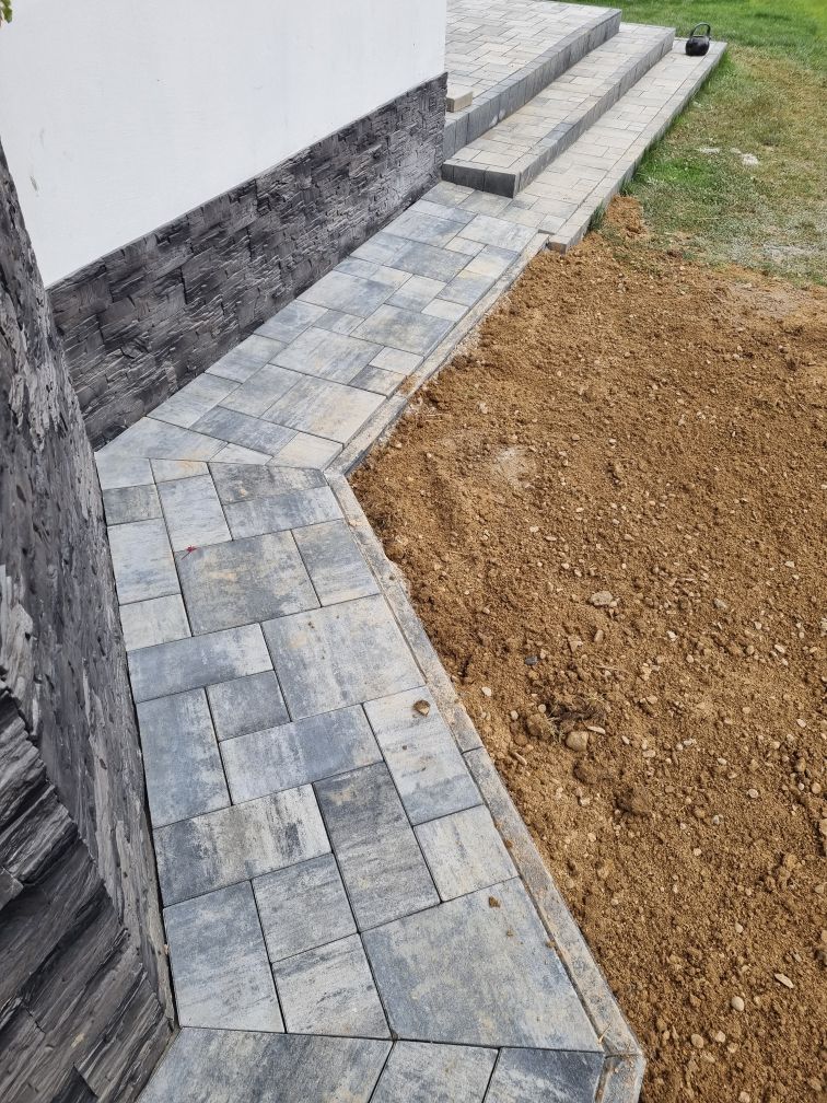 Kostka brukowa na posesji prywatnej – okolice Limanowej