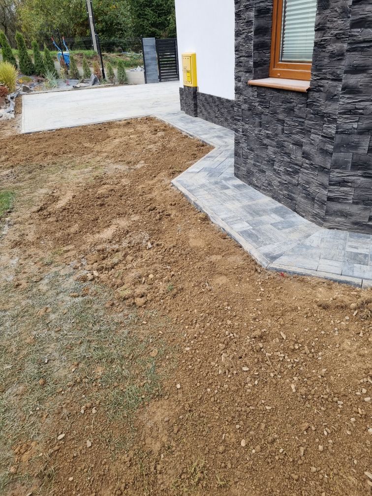 Utwardzenie terenu kostką brukową – realizacja Limanowa